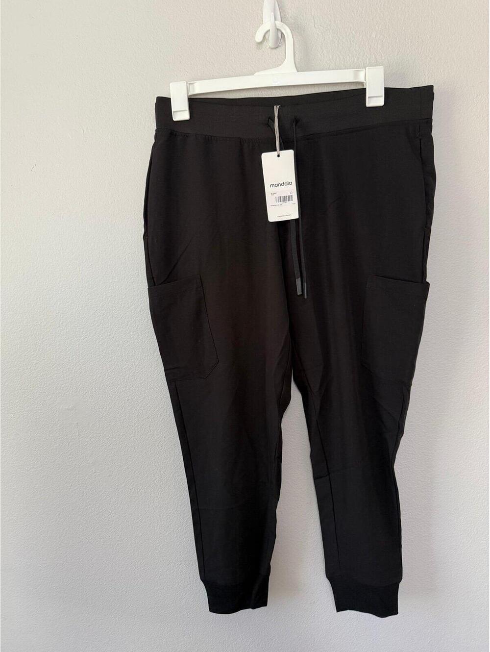 Mandala black scrub set new with tags set #2 - Picture 4 of 5